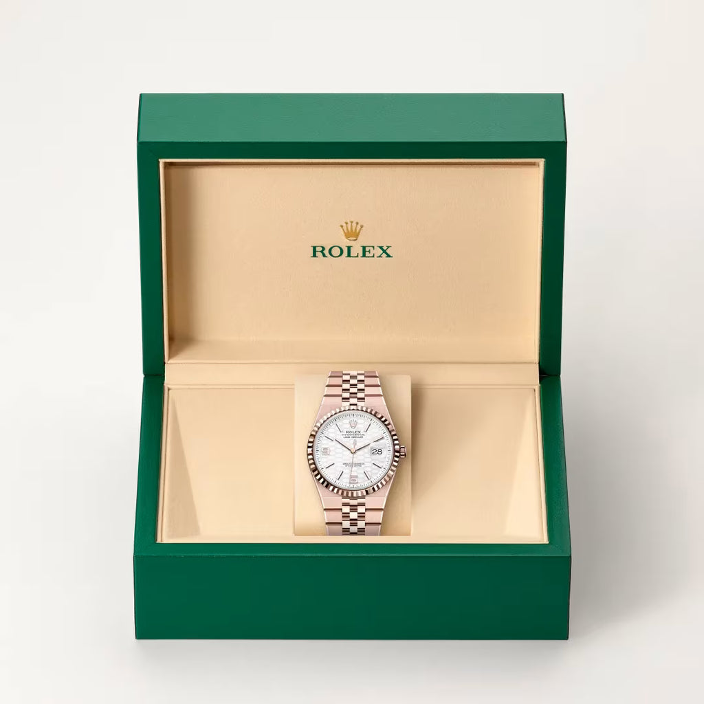 Land-Dweller 36 Modern Rose Luxe Timepiece