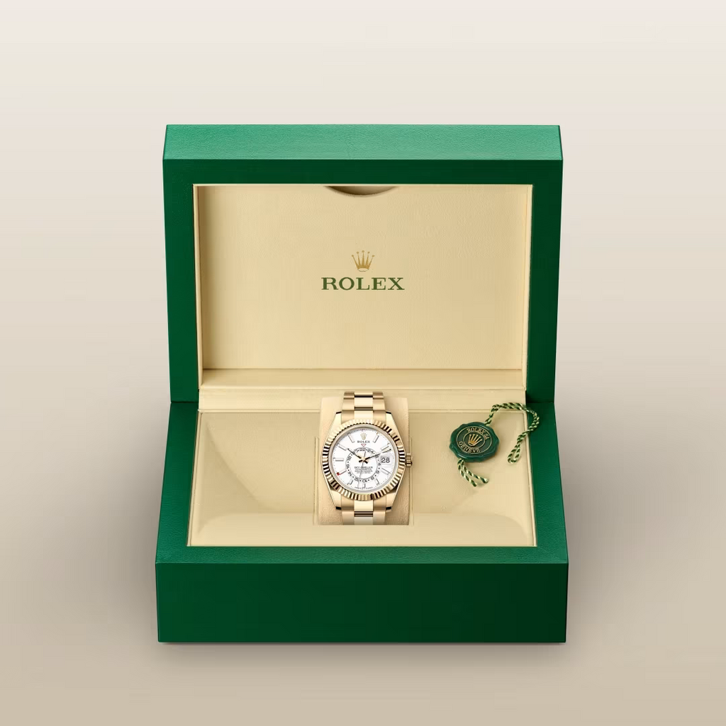 Sky-Dweller 42 Luxury Gold Sky Traveler Watch
